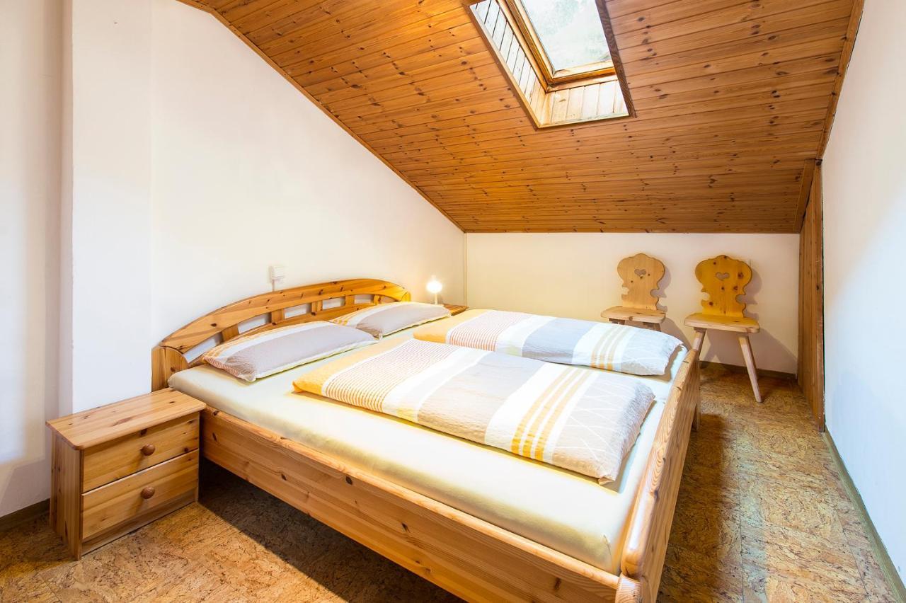 Unterversanthof - Grosse Ferienwohnung Fuer Bis Zu 6 Personen ナトゥルノ エクステリア 写真